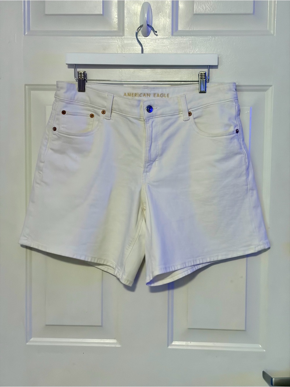 American Eagle Outfitters White Denim Jean Shorts never worn.